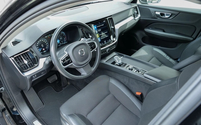 Volvo S60 cena 139900 przebieg: 103555, rok produkcji 2021 z Chocianów małe 596